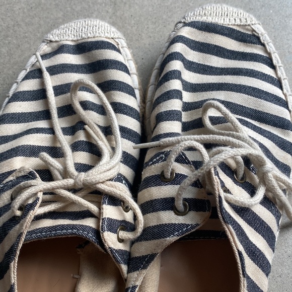 JCREW Stripped Espadrilles Shoes - Picture 7 of 8